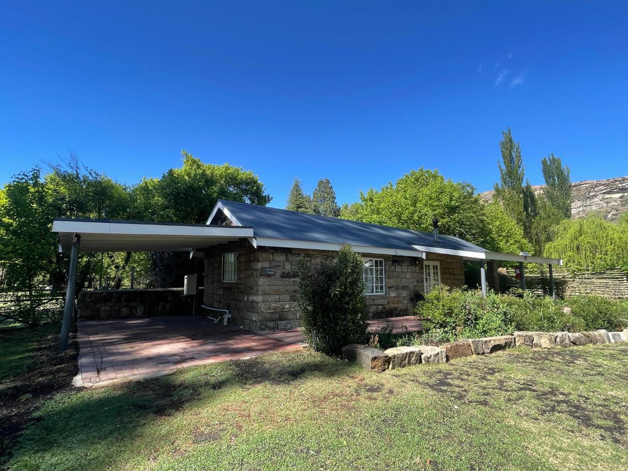 Periwinkle, Grove ,Acorn & Sage Cottages