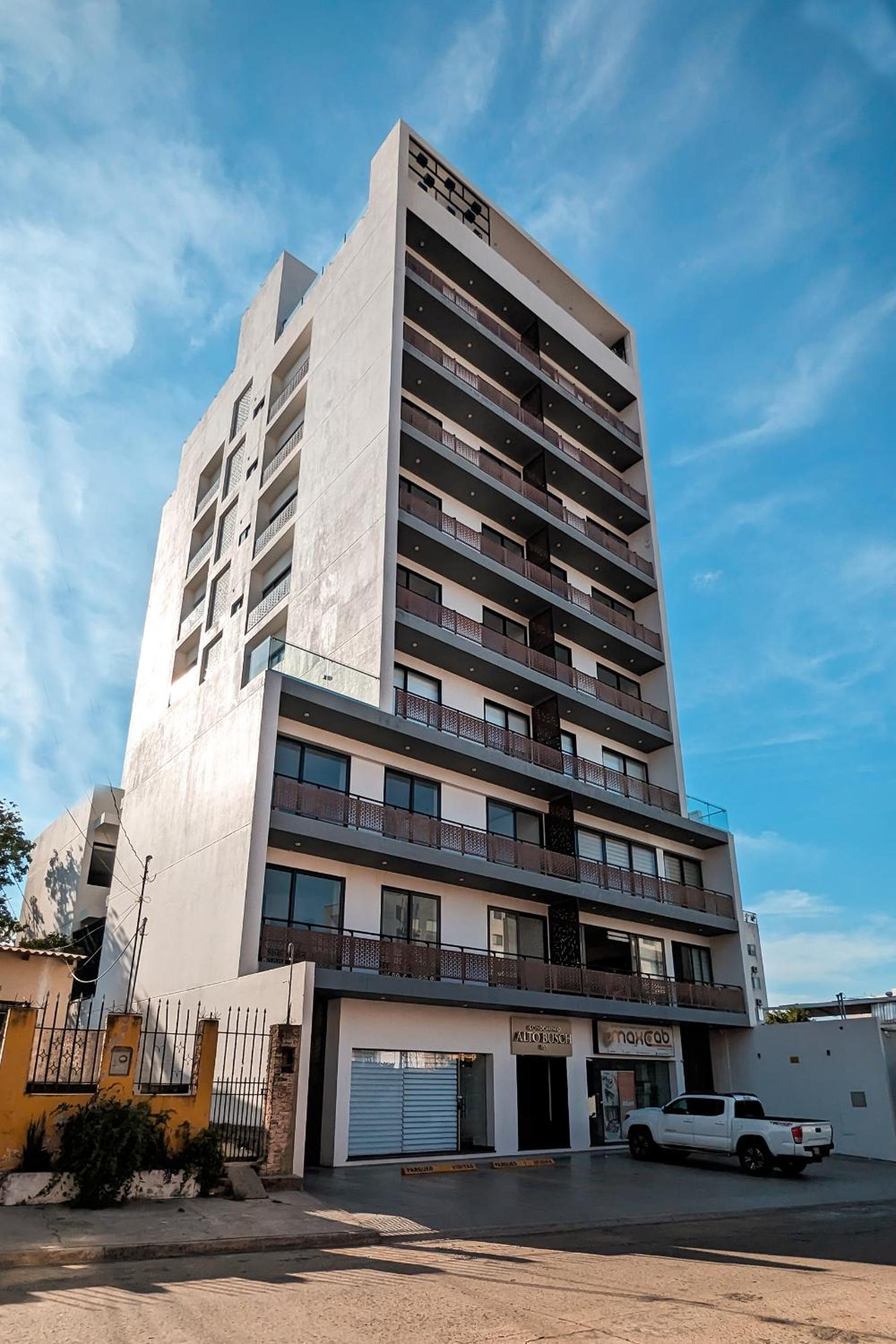 Dpto con terraza balcon 2 hab Como en Casa Scz