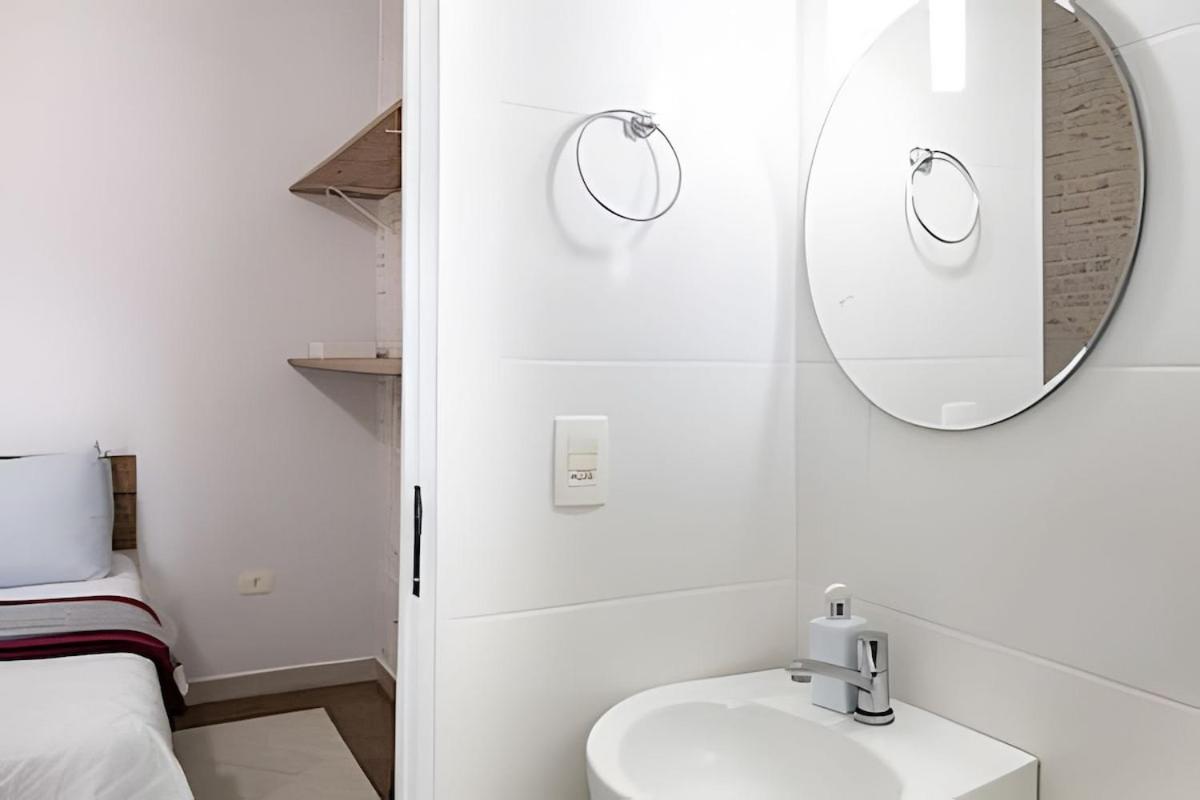 CASA PARIS · piscina aquecida, em condomínio, 4 suítes maravilhosa