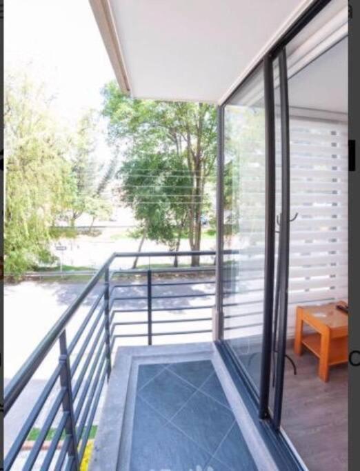 Super cómodo, amplio apartamento zona norte