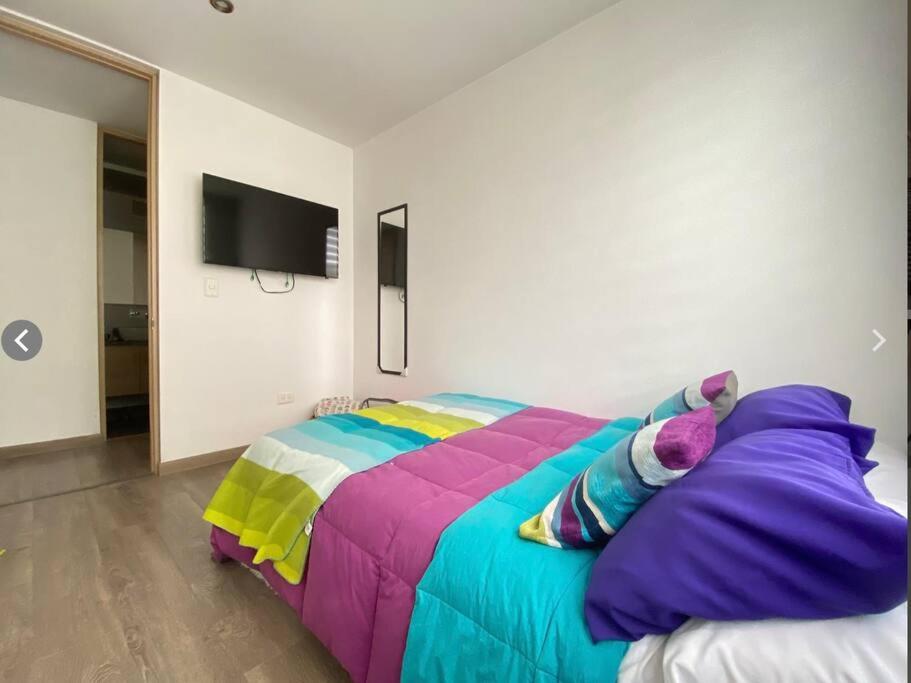 Super cómodo, amplio apartamento zona norte