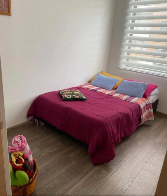 Super cómodo, amplio apartamento zona norte