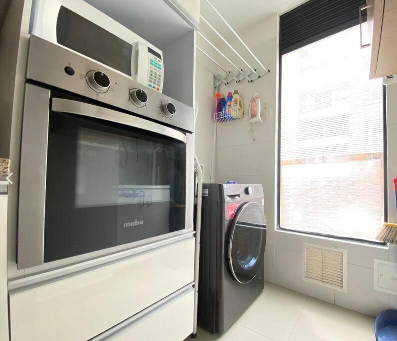 Super cómodo, amplio apartamento zona norte