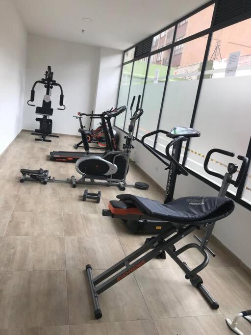 Super cómodo, amplio apartamento zona norte