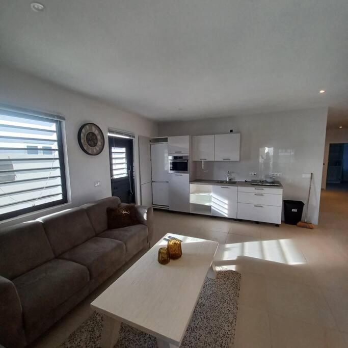 Pelikaan apartment - Regal Rentals Curacao