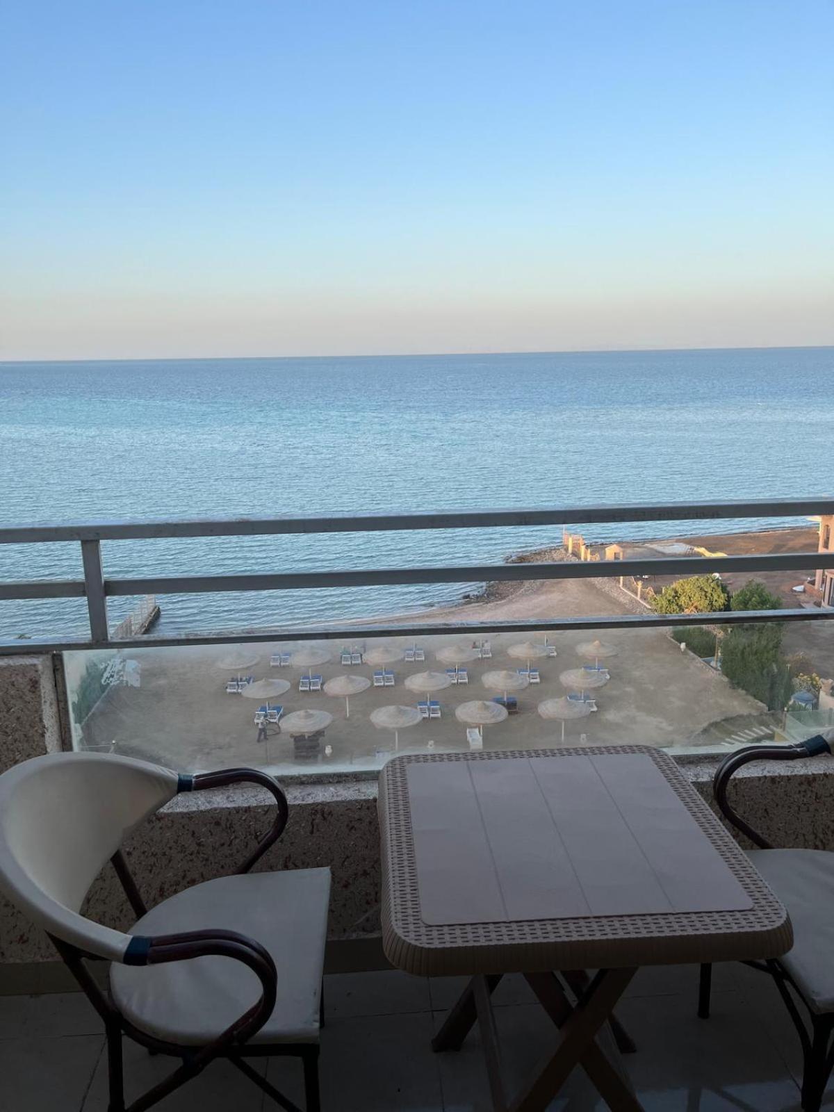 Casablanca Star Hurghada,Panorama Sea View Studio with pool and private beach