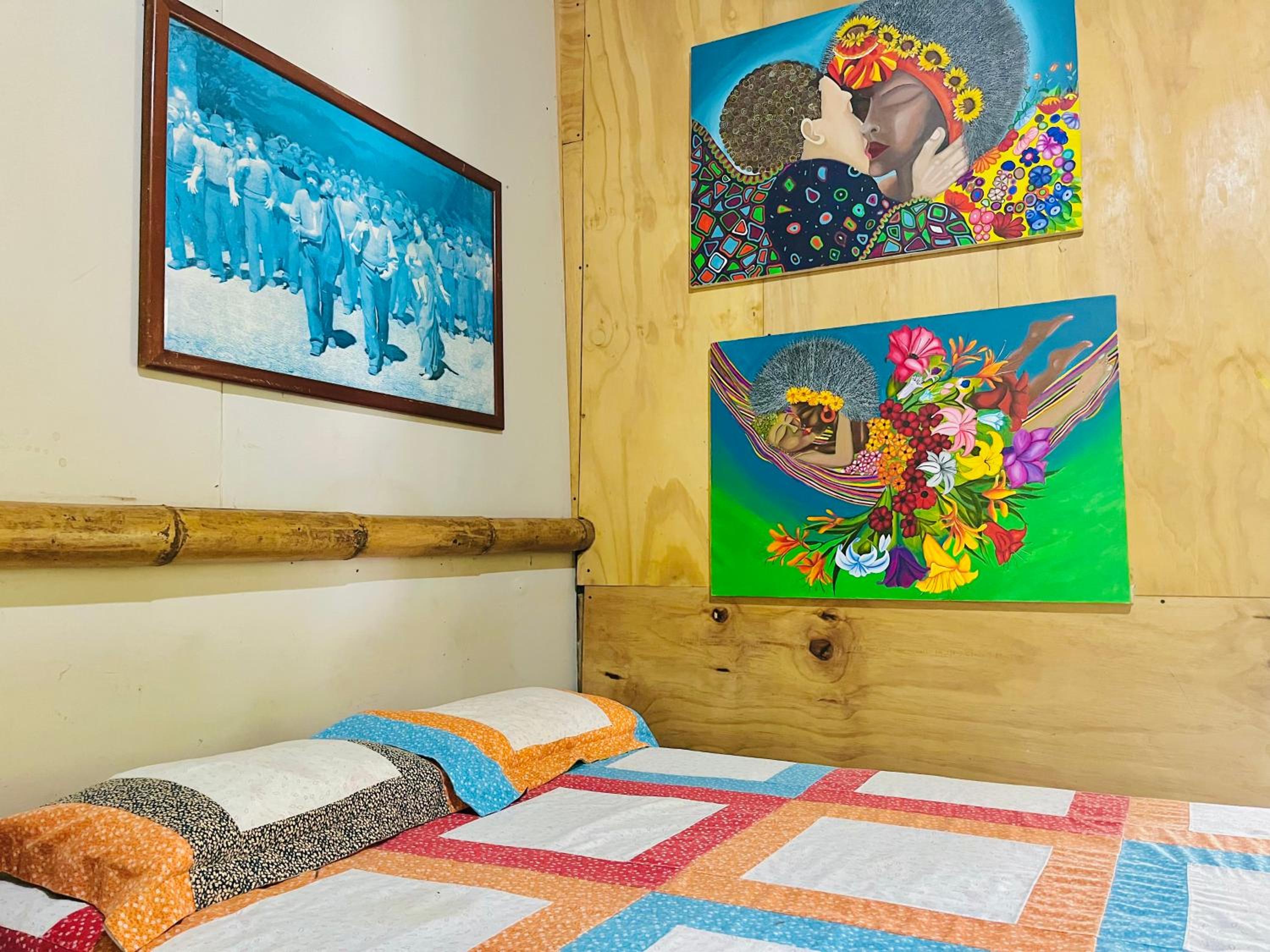 Hospedate entre Cascadas, Senderos y Paisajes Naturales