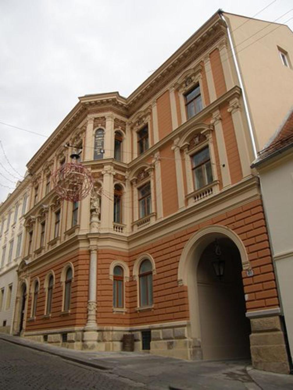 Antique Chic Zagreb view 3