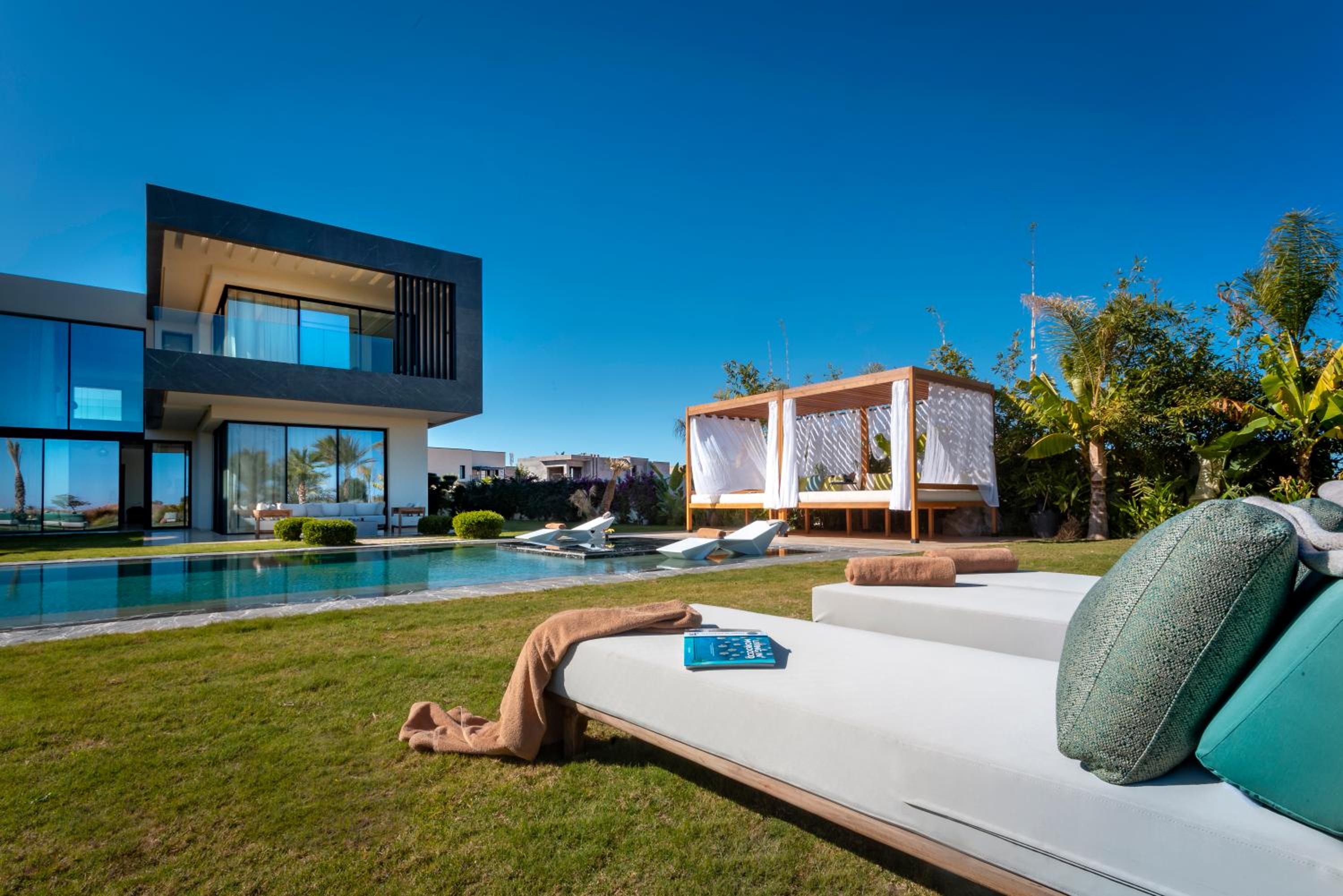 Luxury Amelkis Golf Villa