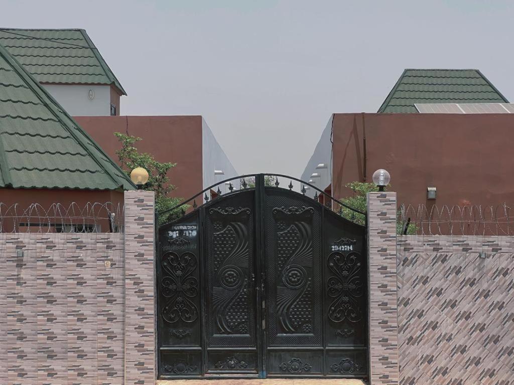 Arafat Inn