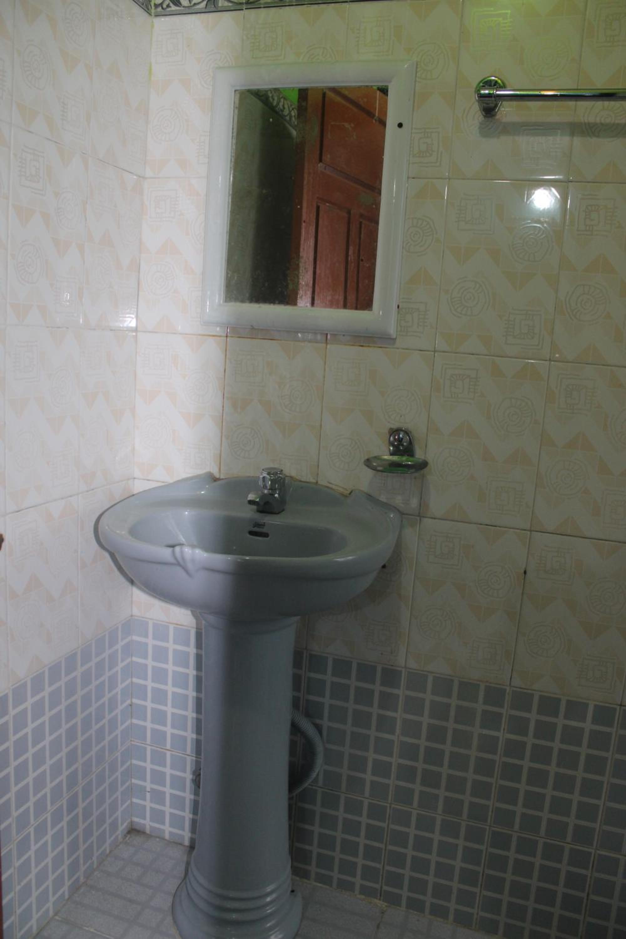 Photo 34