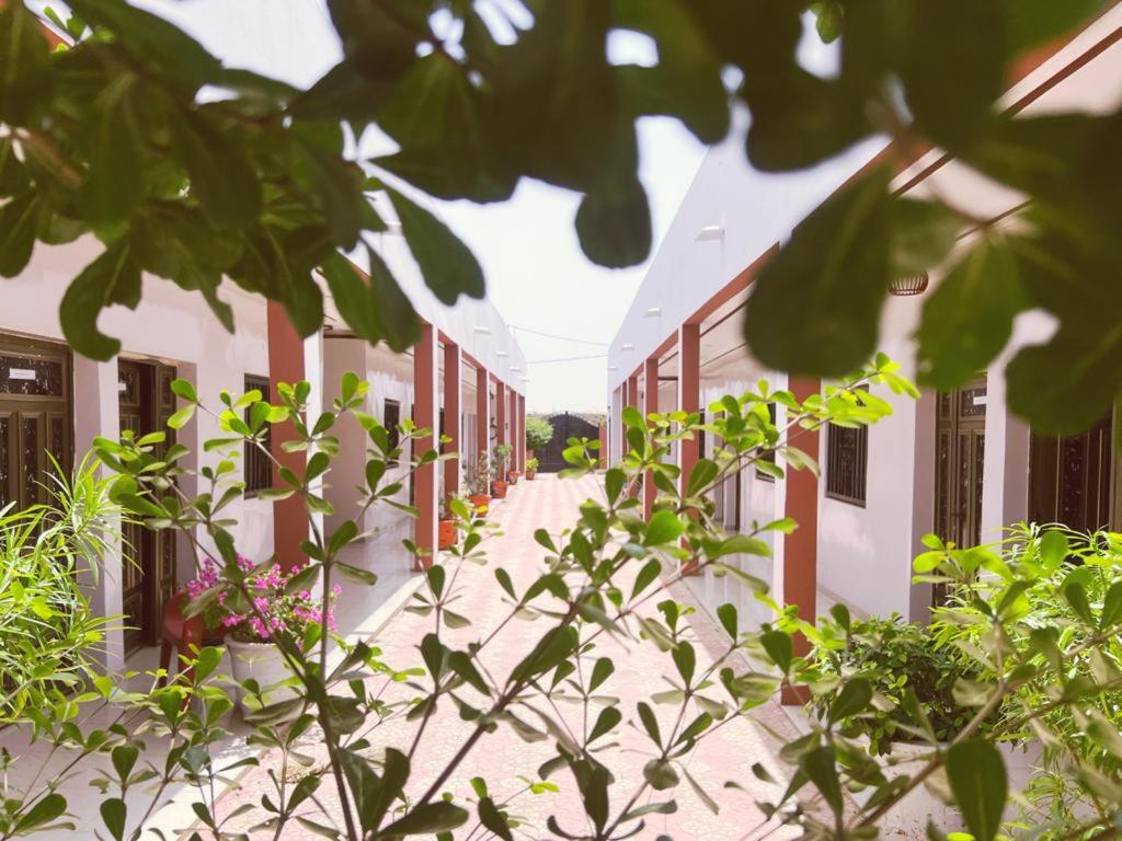 Arafat Inn