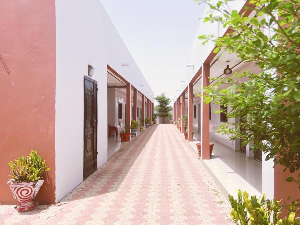 Arafat Inn