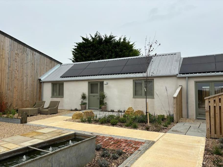 The Old Livery - An Elegant Bolthole with EV Parking view 4
