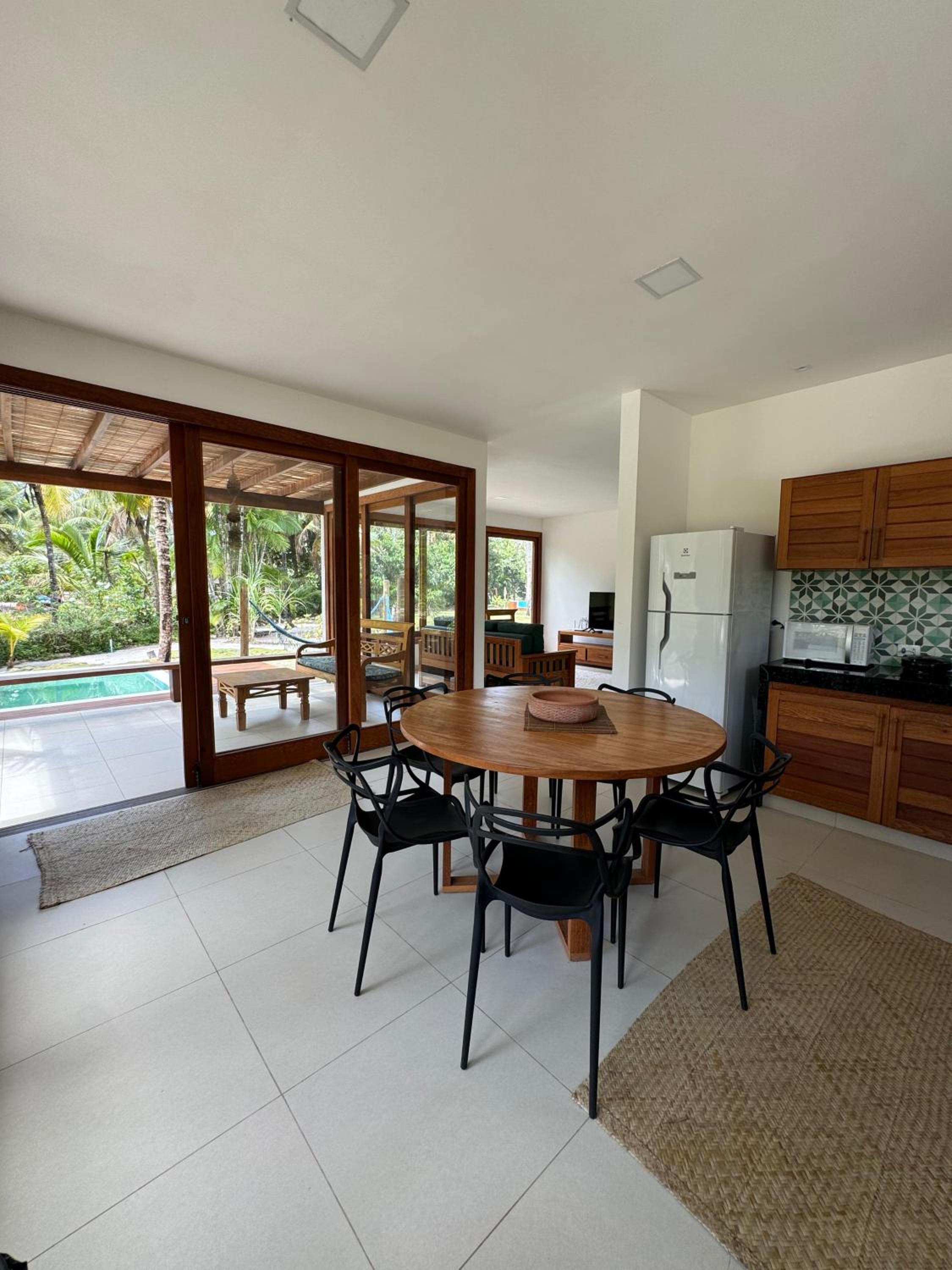 Kíria's Village Beach House