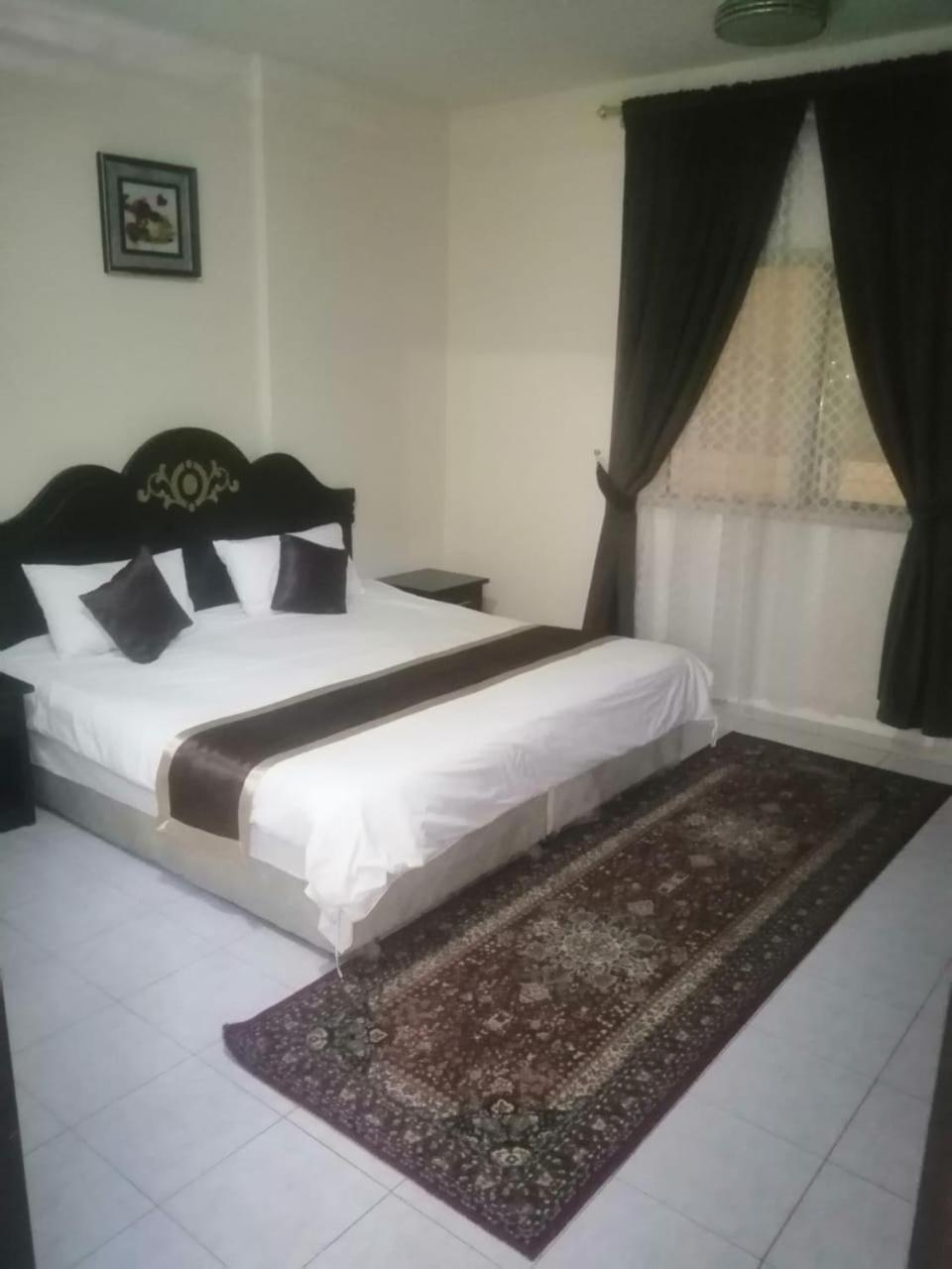 Al Eairy Furnished Apartments Riaydh 03