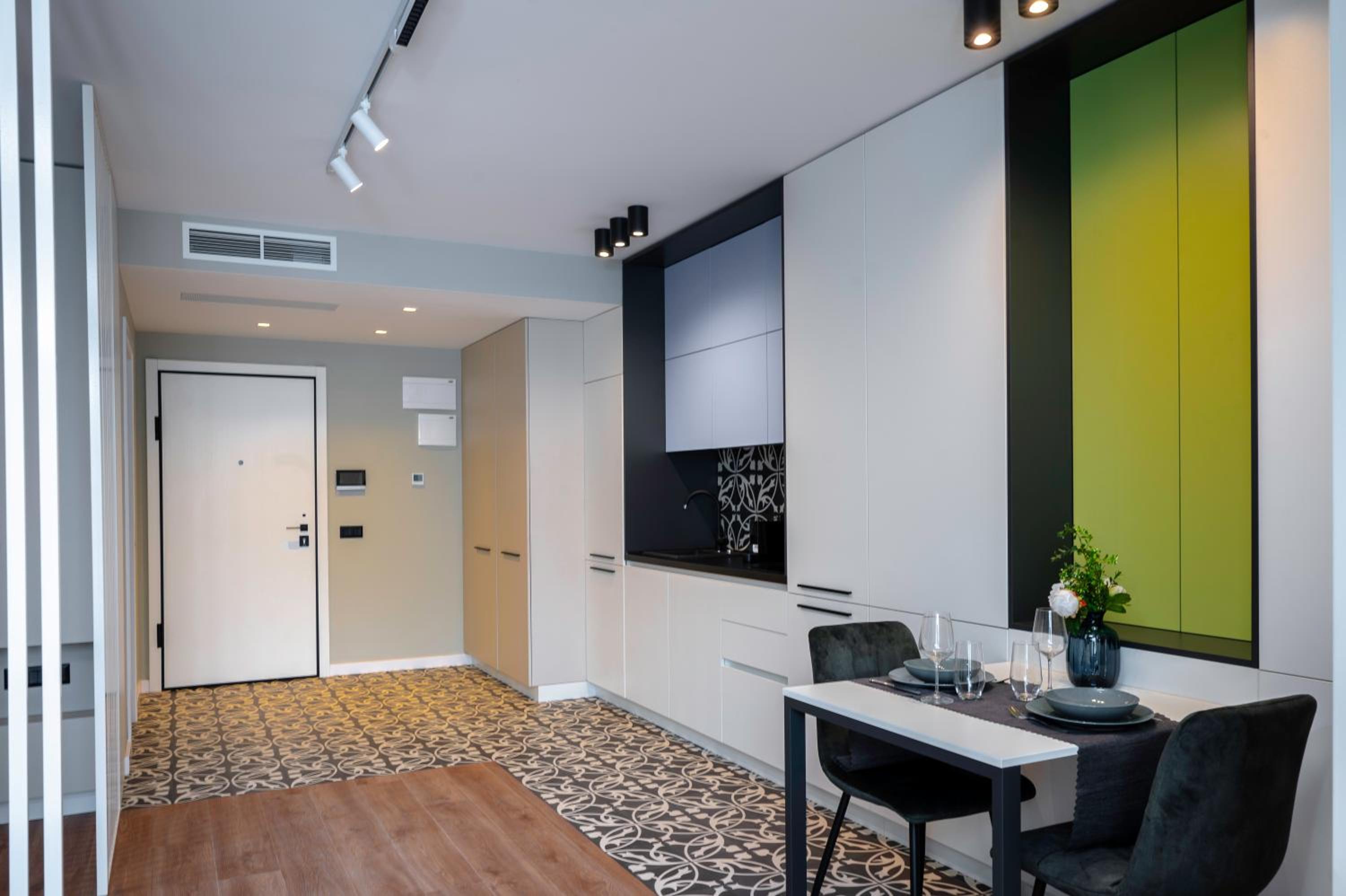 Aviva Living by Flat Mаnager