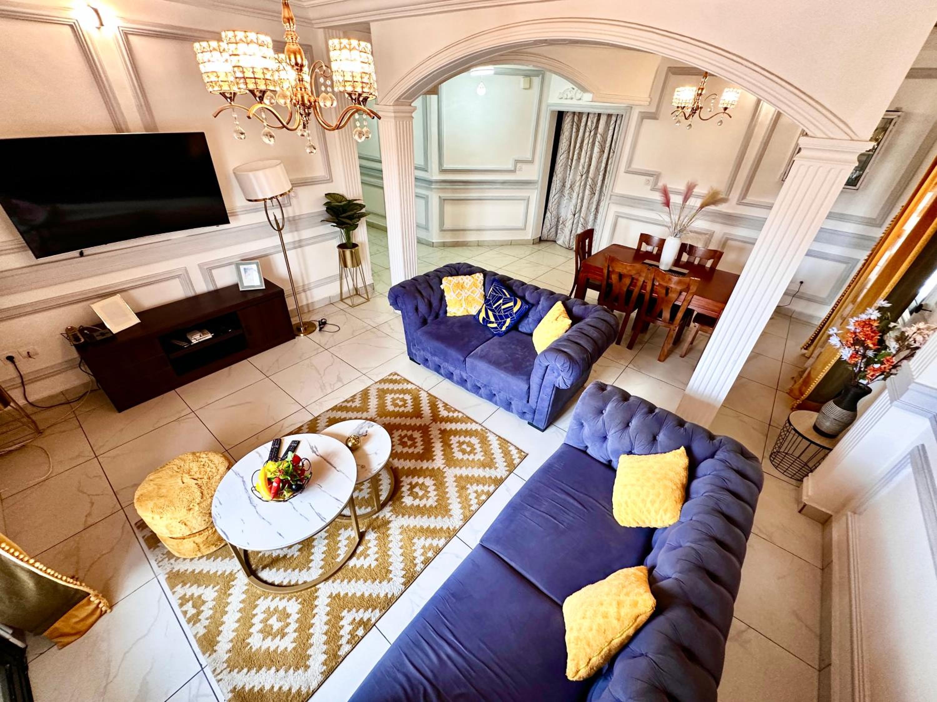 Appartement 2 et 1 chambres salon balcon canal sat wifi Netflix parking gardien 24 sur 24