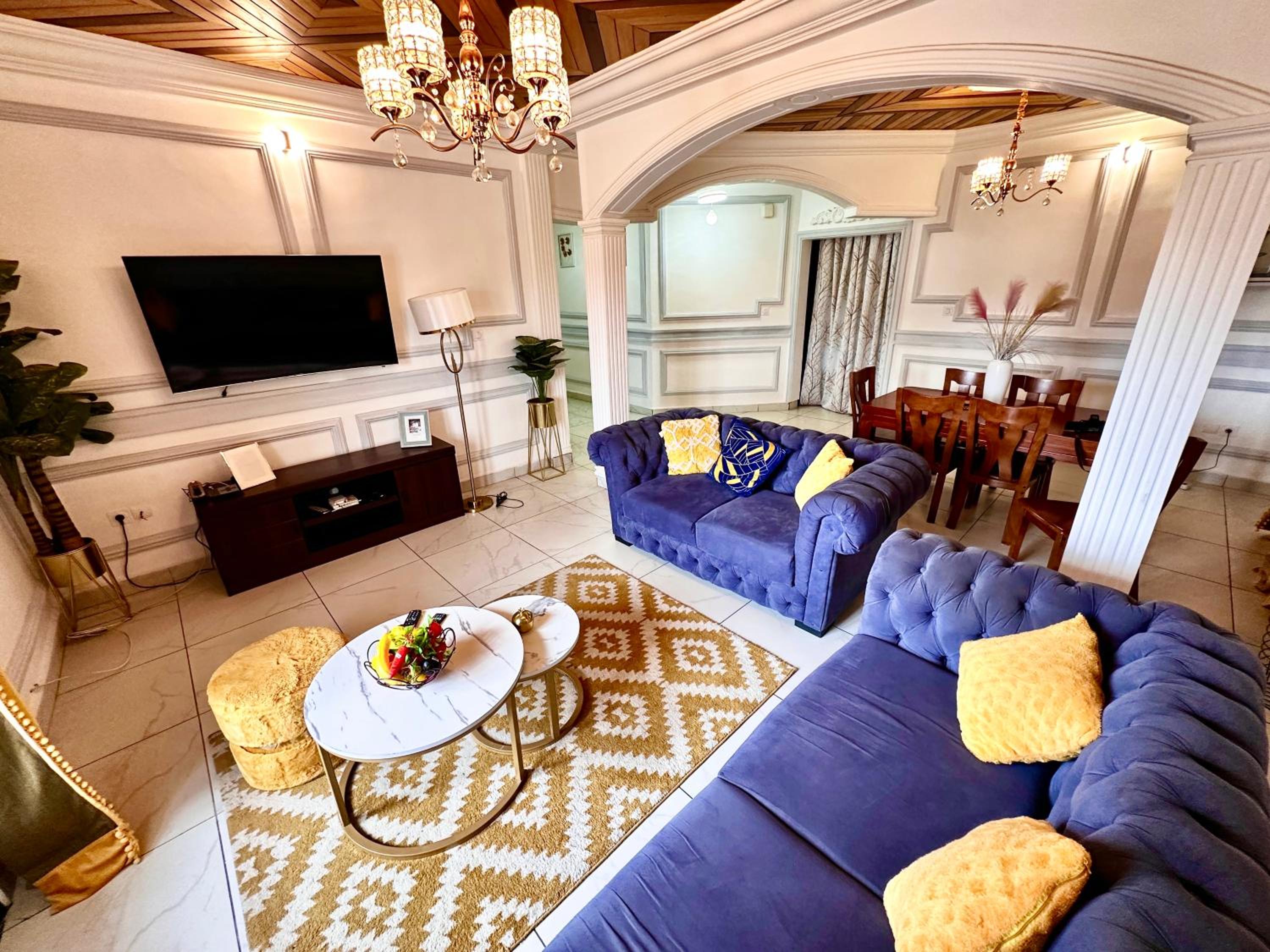 Appartement 2 et 1 chambres salon balcon canal sat wifi Netflix parking gardien 24 sur 24