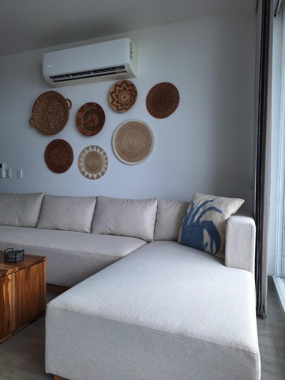 Hermoso apartamento con vista al mar