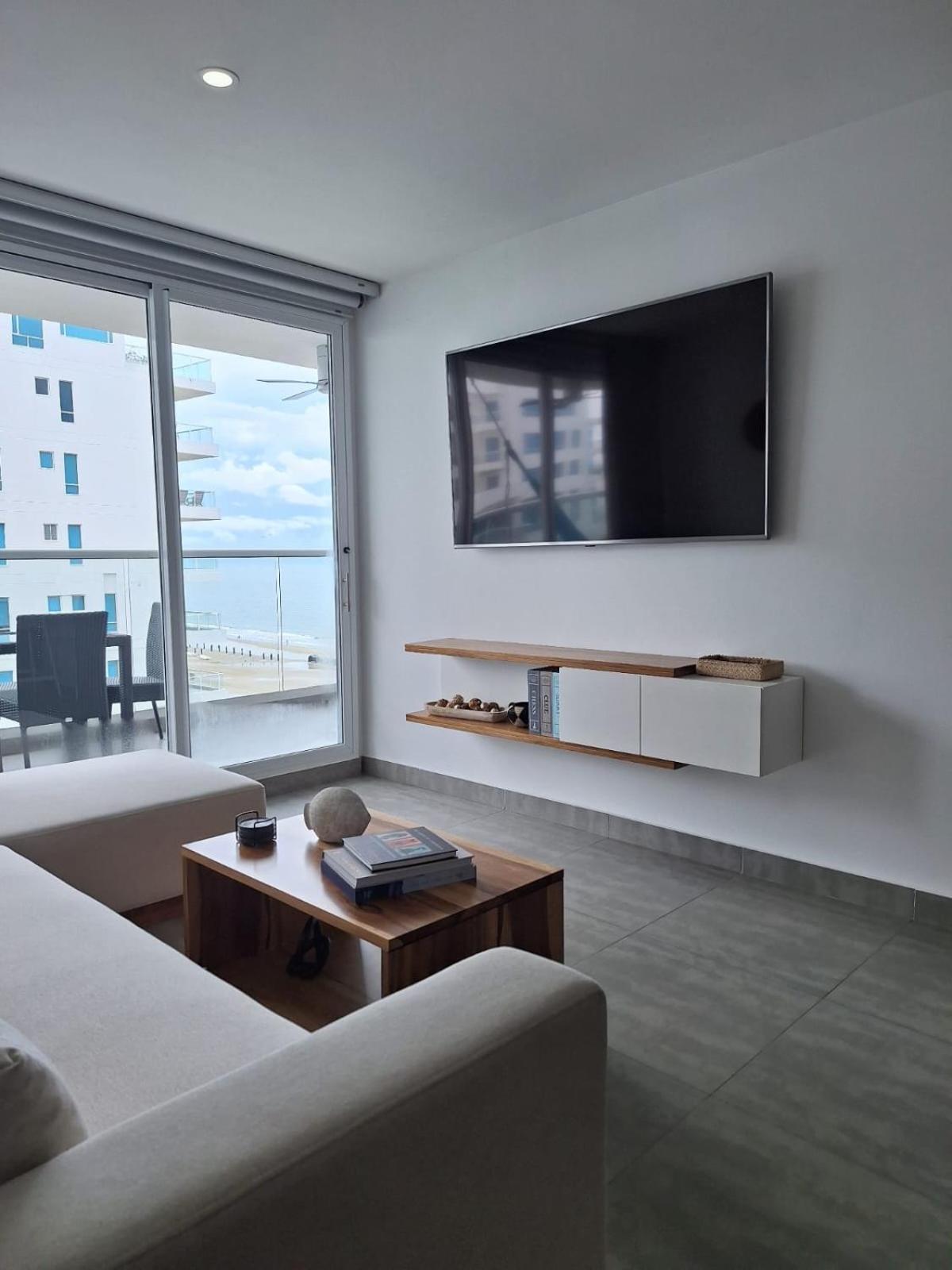 Hermoso apartamento con vista al mar