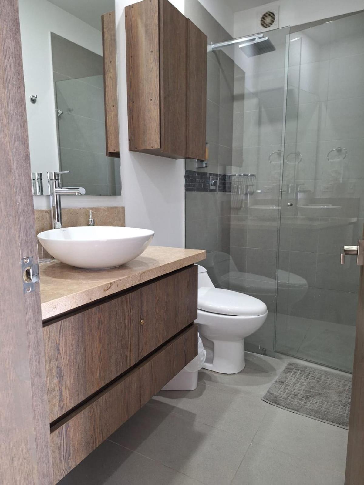 Hermoso apartamento con vista al mar