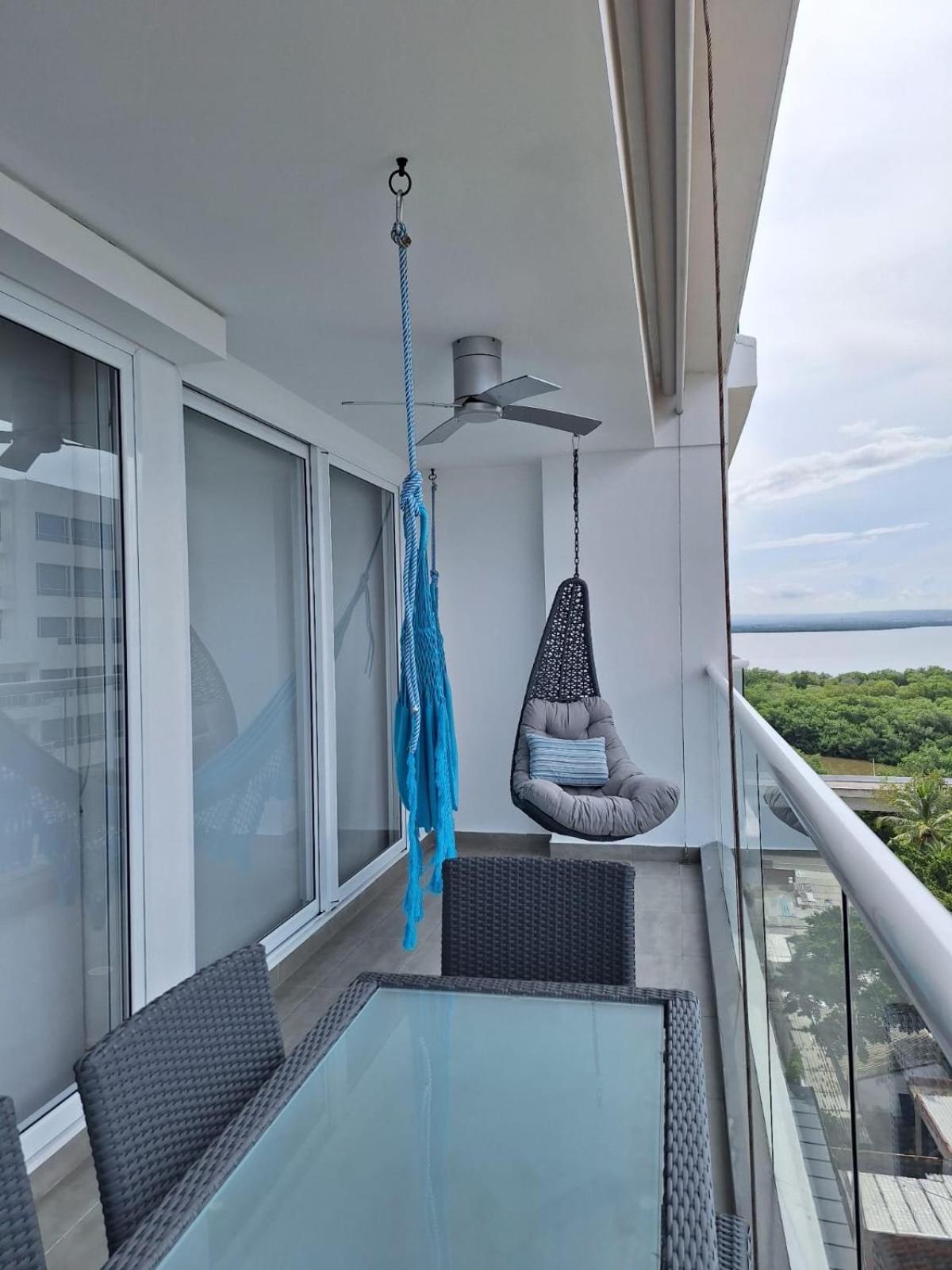 Hermoso apartamento con vista al mar