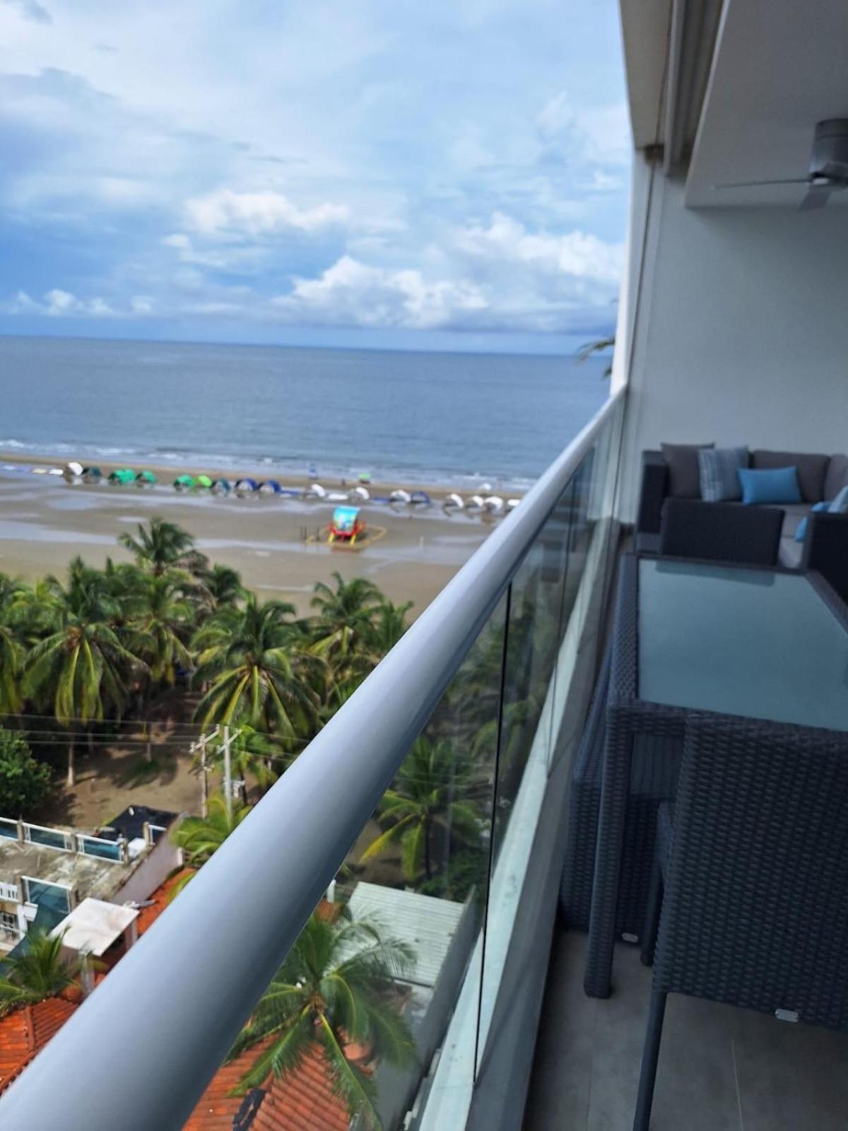 Hermoso apartamento con vista al mar