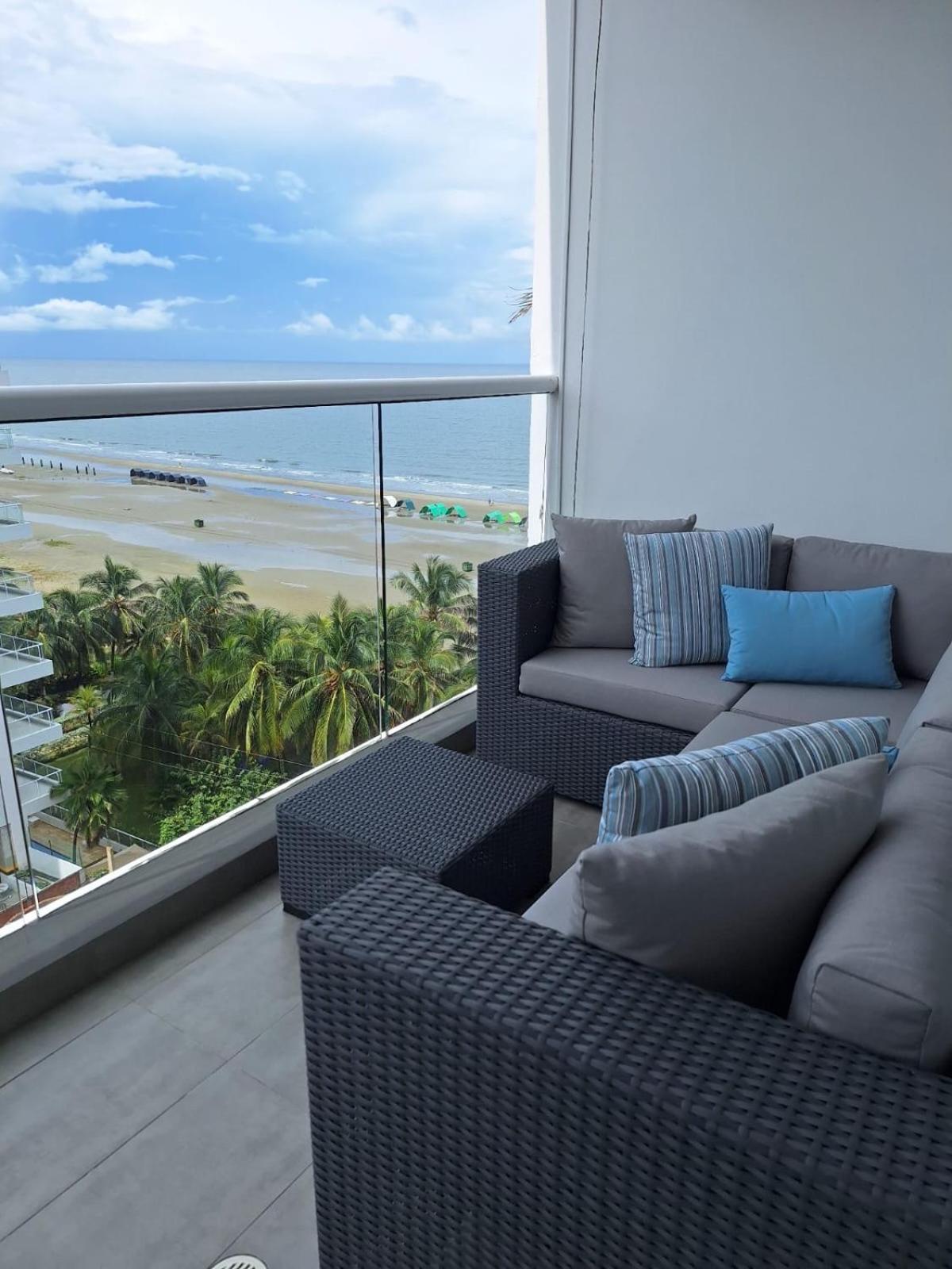 Hermoso apartamento con vista al mar