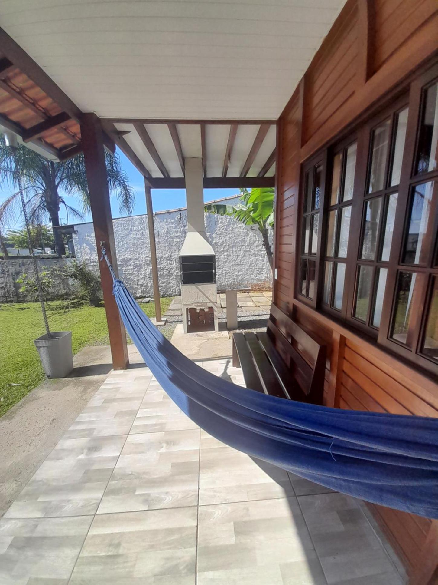 Casa Colonial em Guaratuba, próximo a praia