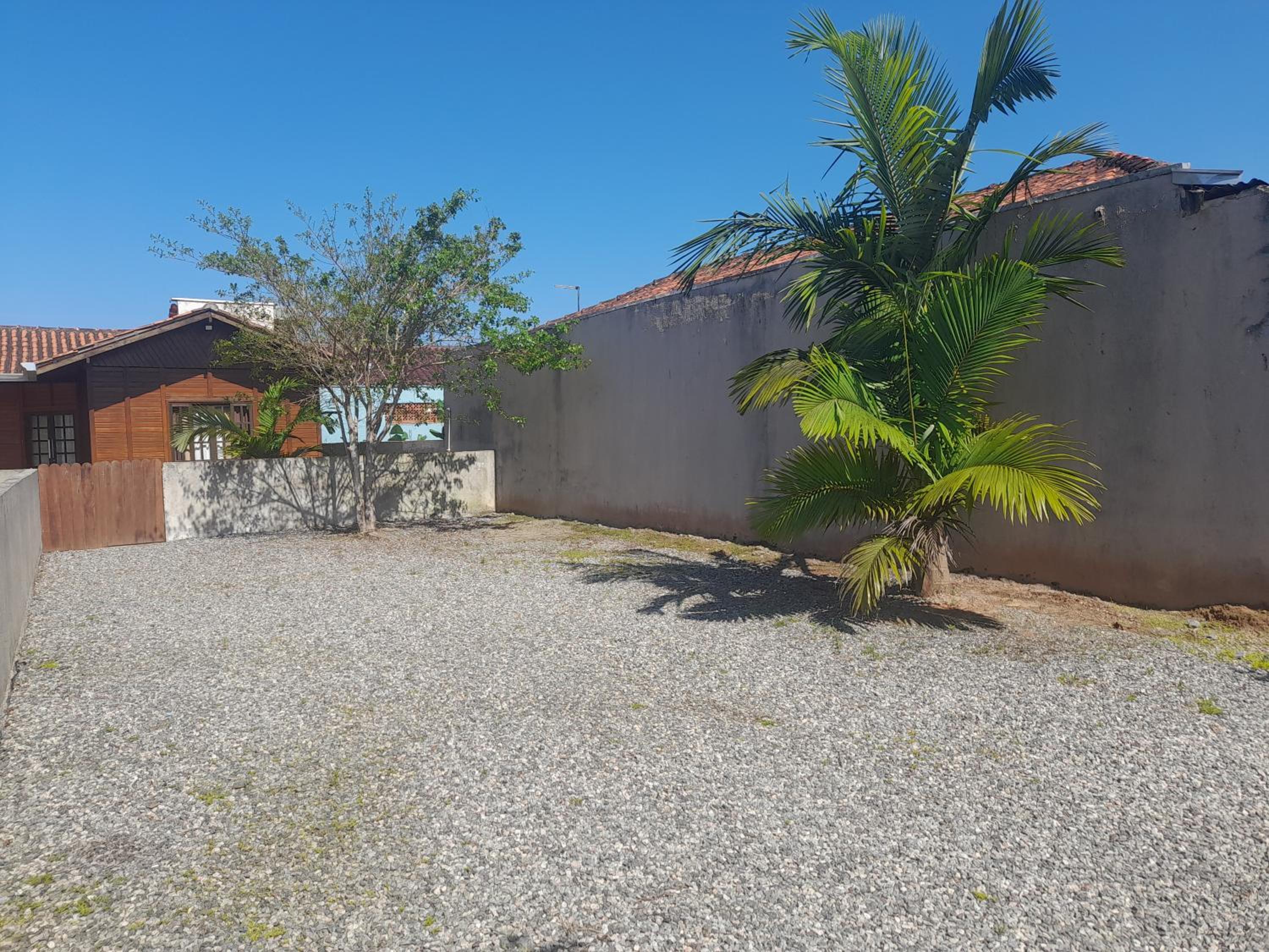 Casa Colonial em Guaratuba, próximo a praia
