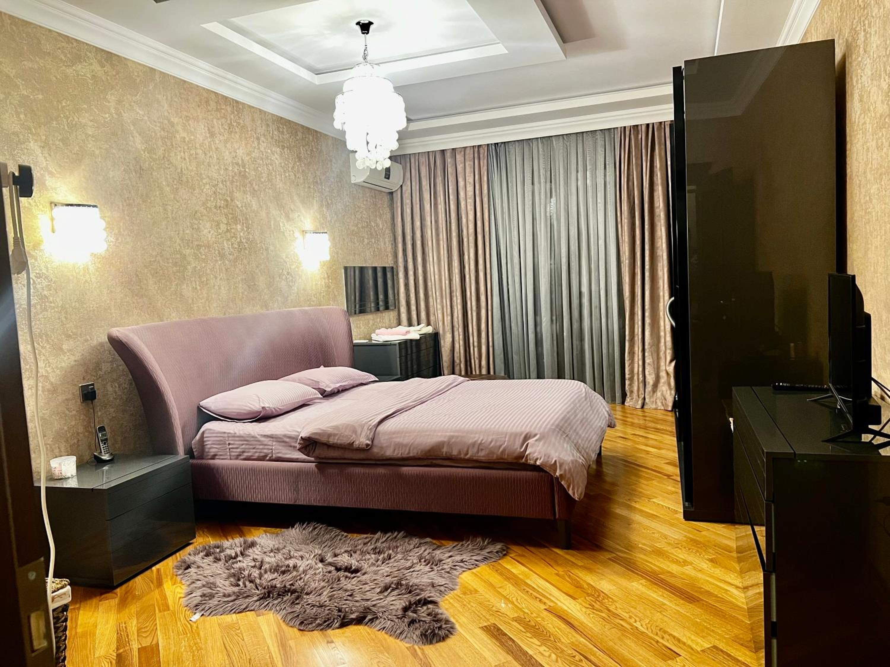 Park Azure Royal apart