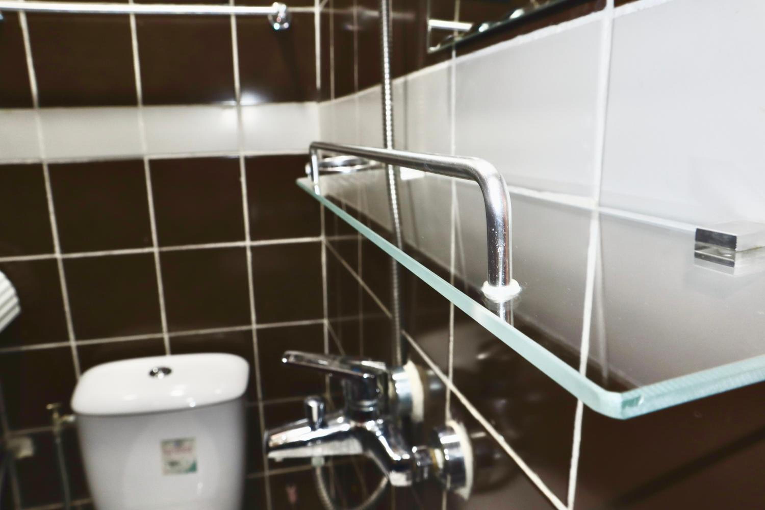 Appartement 2 et 1 chambres salon balcon canal sat wifi Netflix parking gardien 24 sur 24