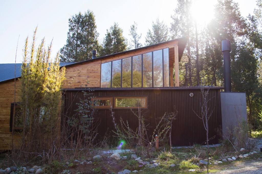 Casa moderna en el bosque