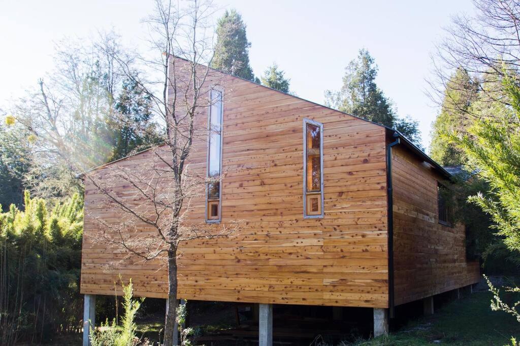 Casa moderna en el bosque