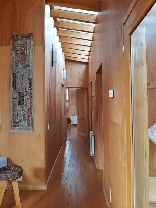 Casa moderna en el bosque