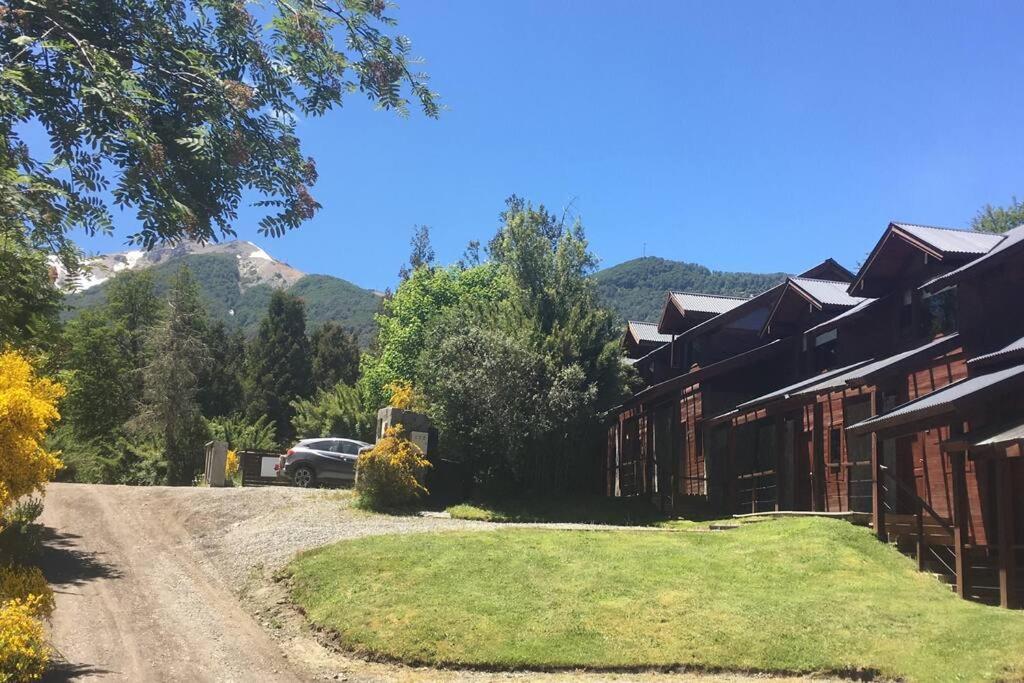 Casa moderna en el bosque