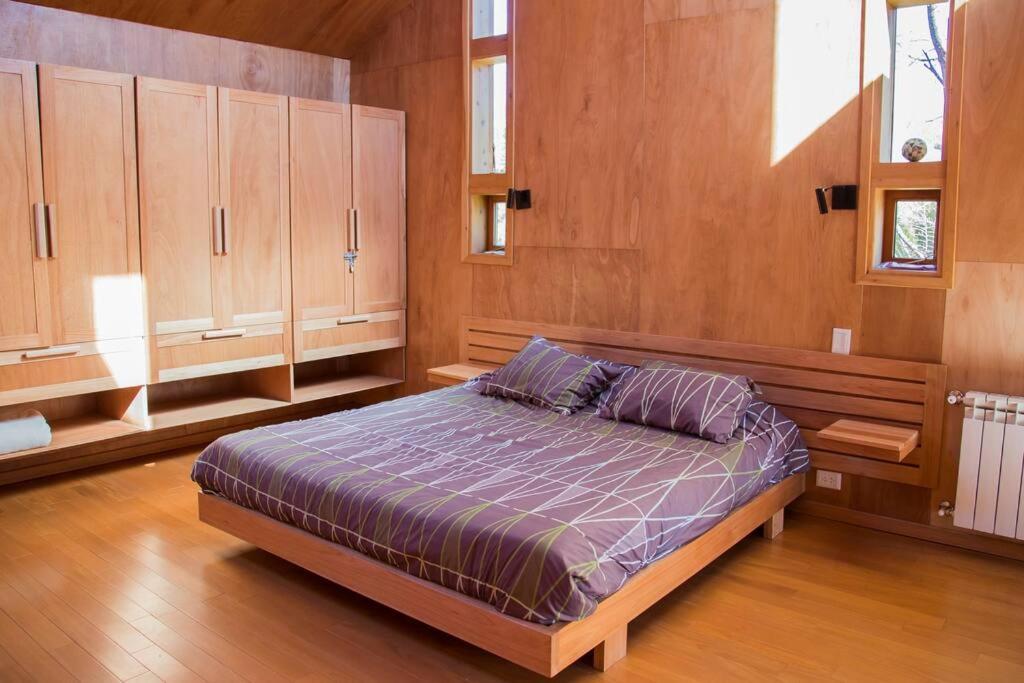 Casa moderna en el bosque