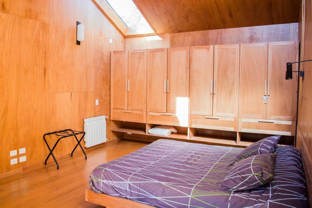 Casa moderna en el bosque