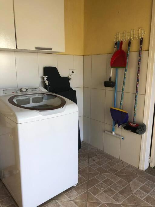Linda casa 3 quartos