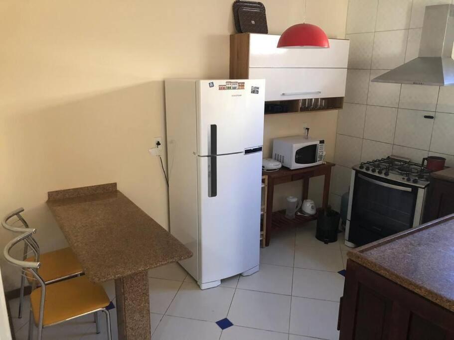 Linda casa 3 quartos