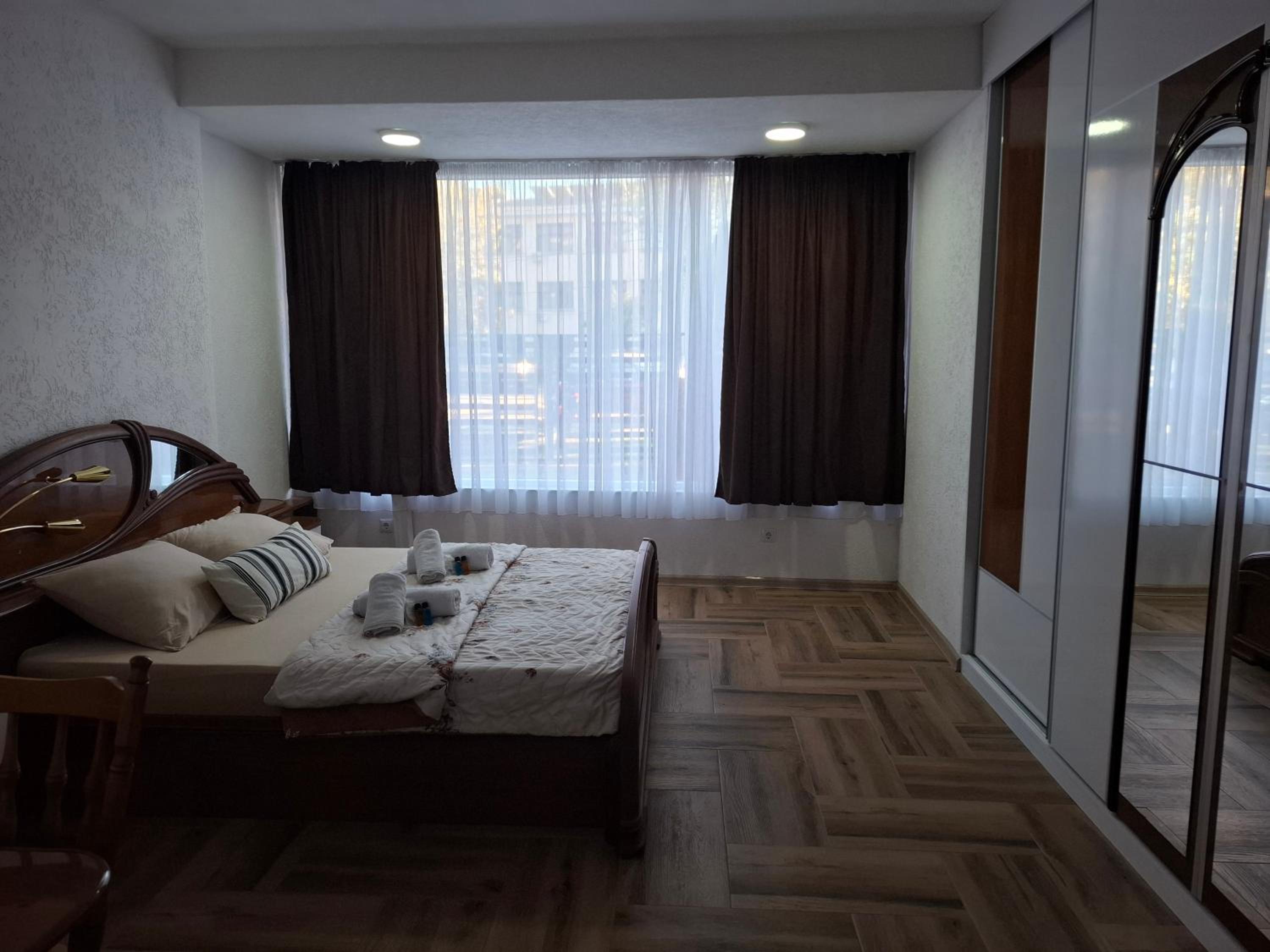 Z&G Apartment