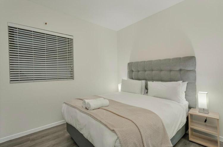 Spacious, city and pool apartment