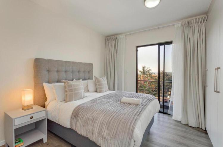 Spacious, city and pool apartment