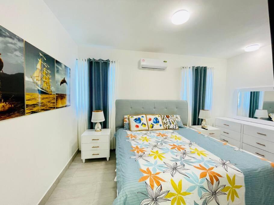 Playa Laguna Condominio