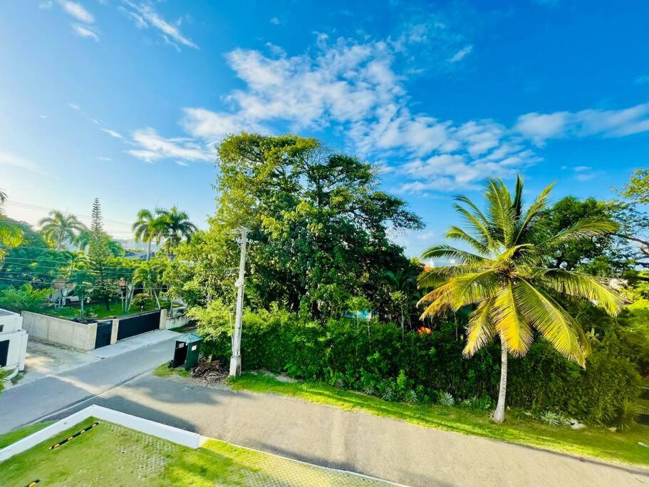 Playa Laguna Condominio