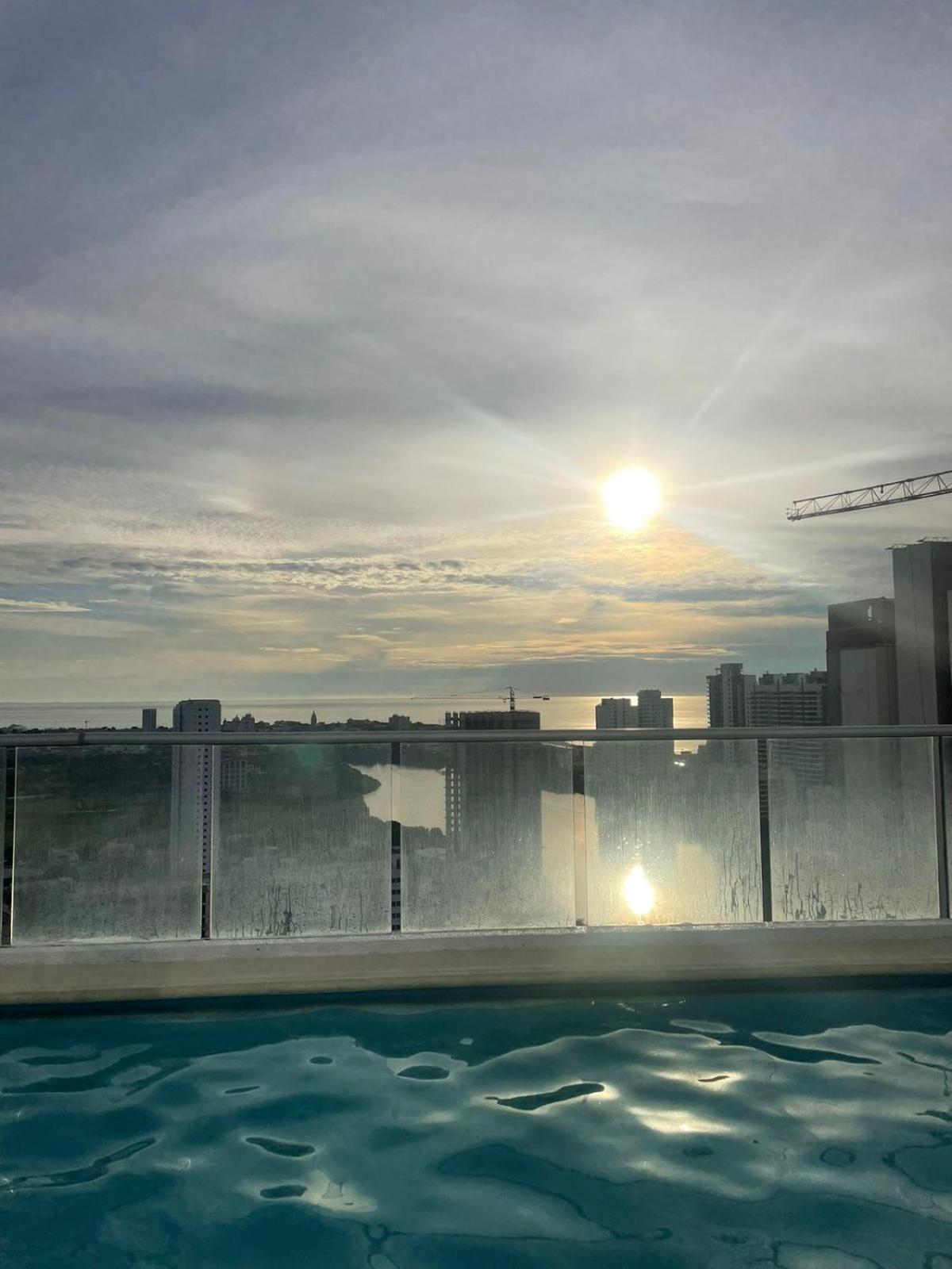 Skyline & Sea at Aqualina