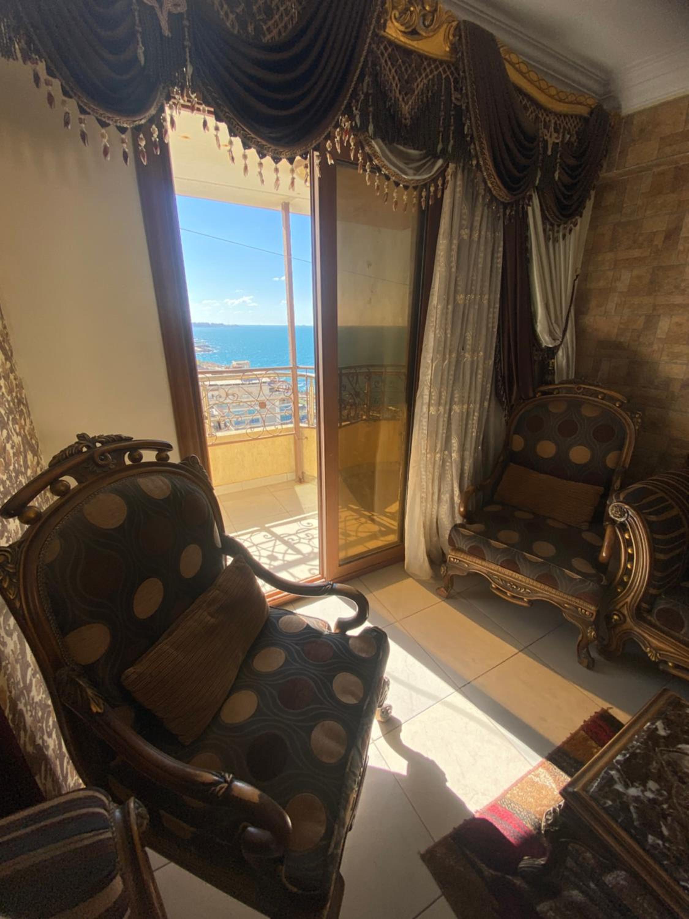 Royal Seaview