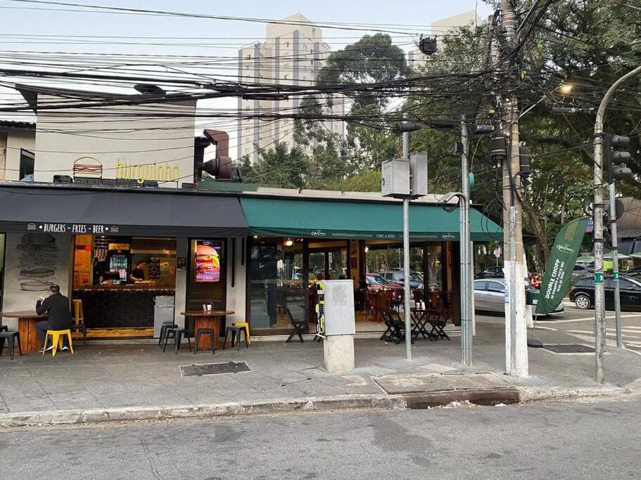 Hospedagem 1710 - Vista Privilegiada e Localização