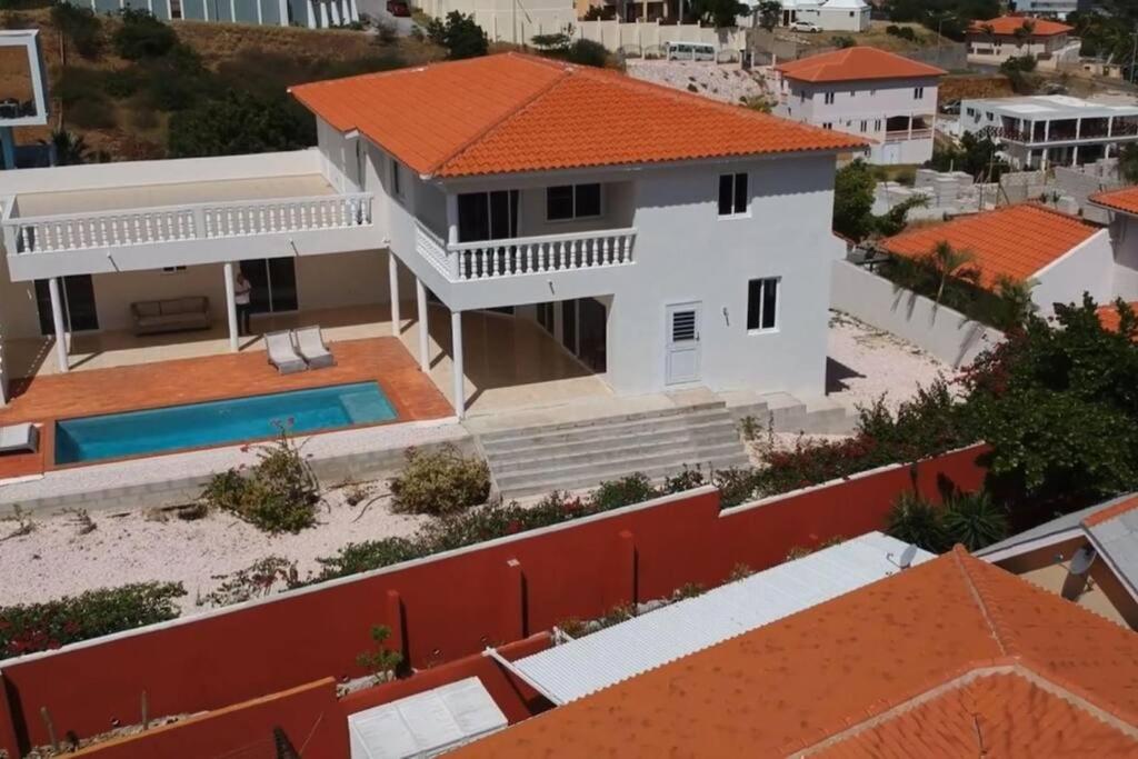 Villa Azura